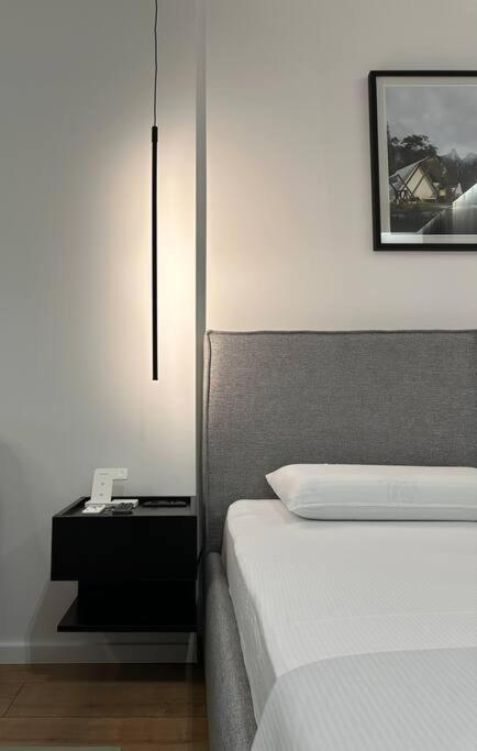 Elegant Studio - Tirana City Center Bagian luar foto