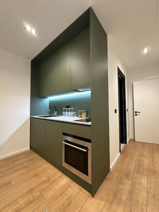 Elegant Studio - Tirana City Center Bagian luar foto